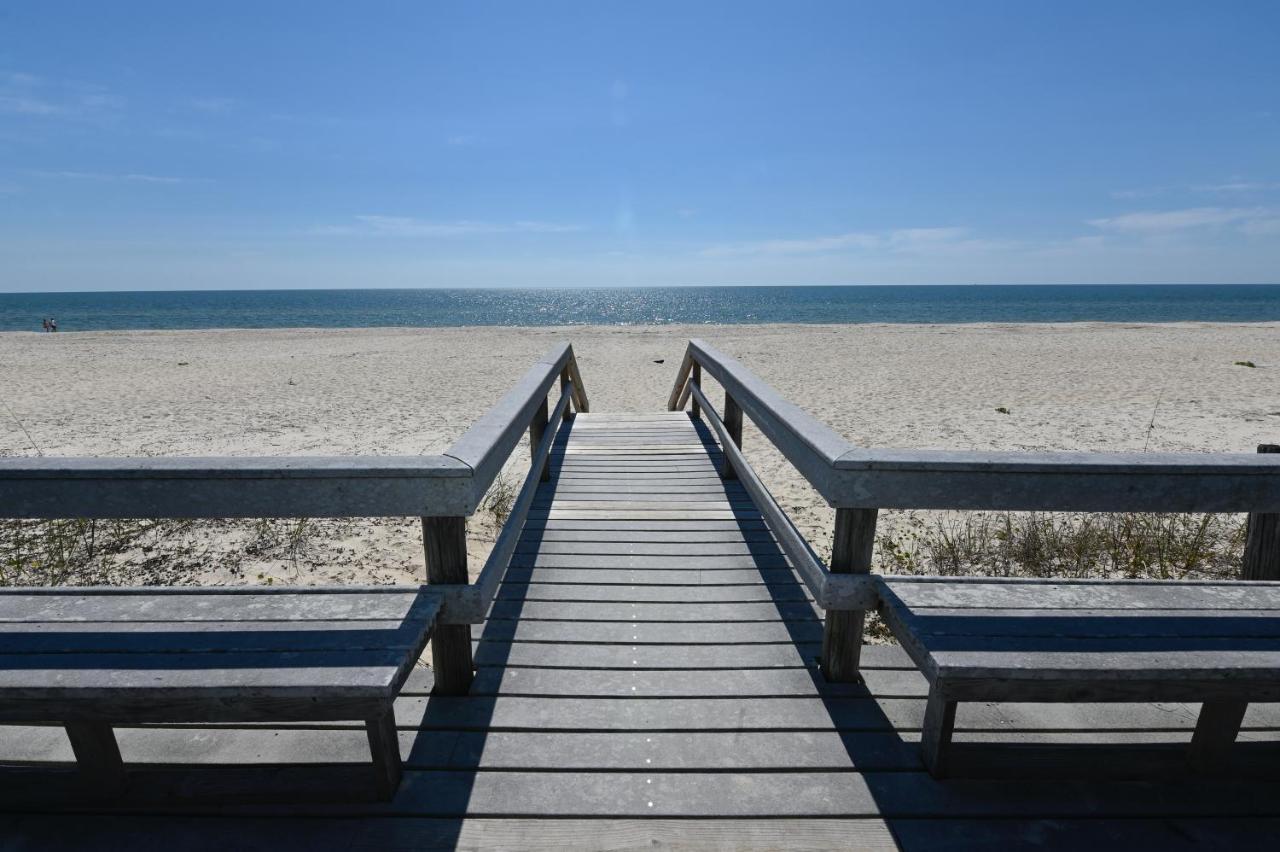 Buccaneer Inn St. George Island Eksteriør bilde
